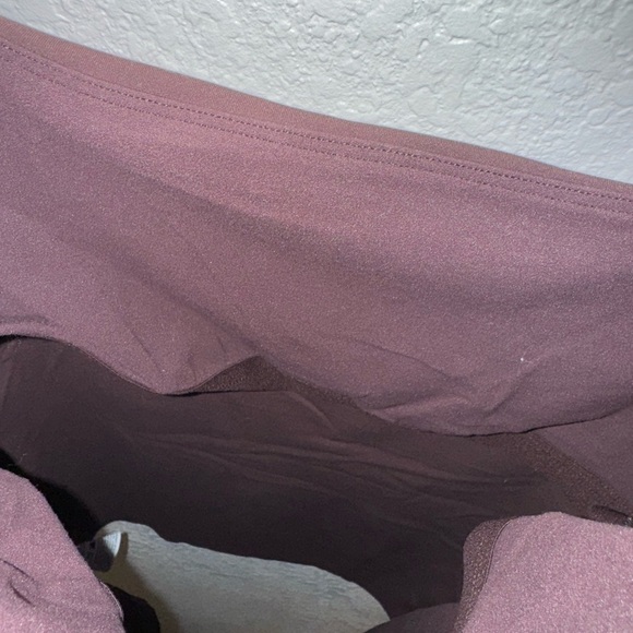 Nike Dri-Fit Yoga Brown Square Neck Athletic Tank Top with Attached Bra Size M - Picture 5 of 6